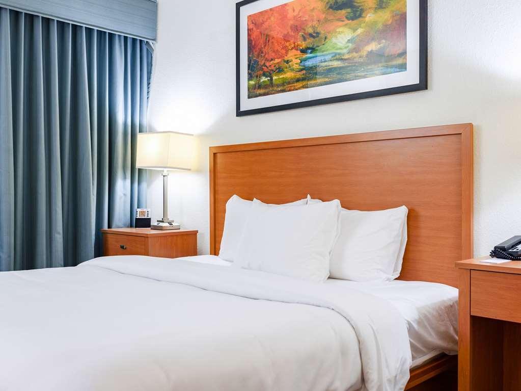 Comfort Suites Baton Rouge South I-10 Inniswold Quarto foto