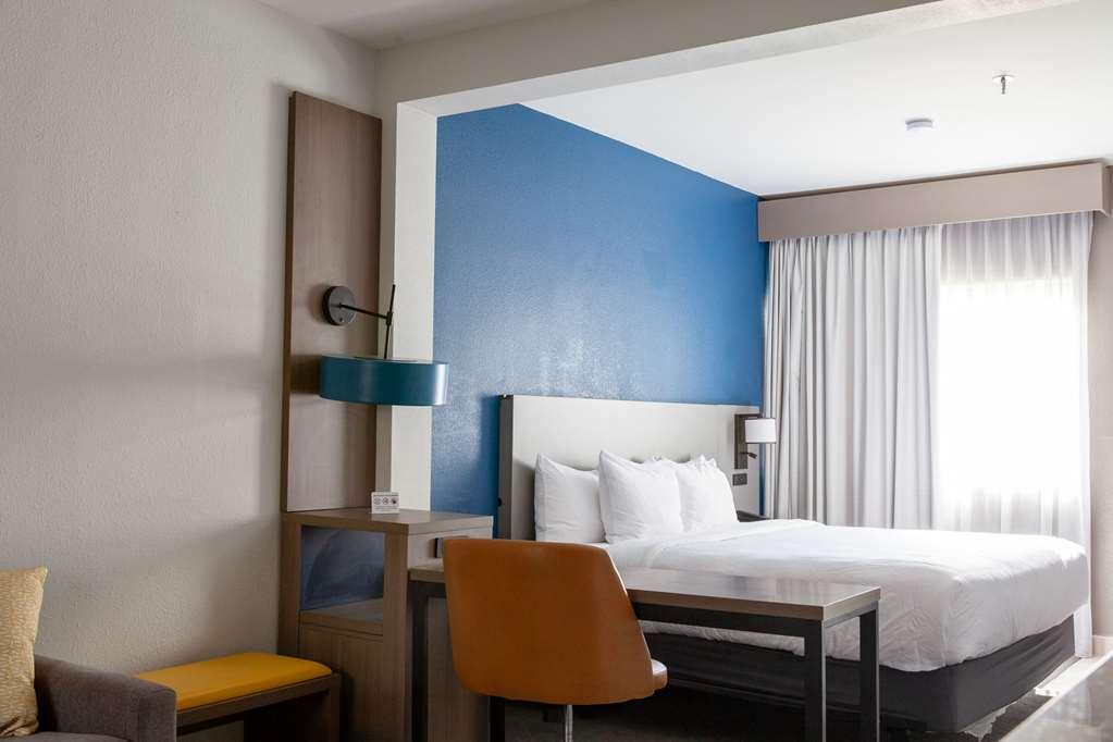 Comfort Suites Baton Rouge South I-10 Inniswold Quarto foto